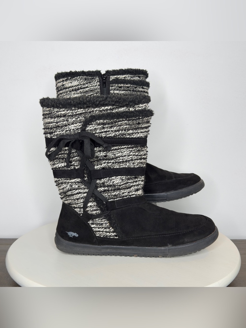 Rocket Dog Black & White Woven Boots - Size 10